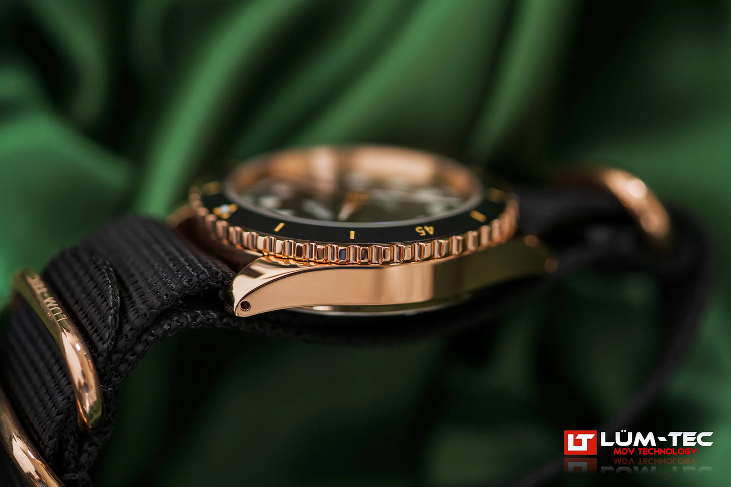 Lum-Tec Solar Marine 8 angled view showing forged stainless steel case