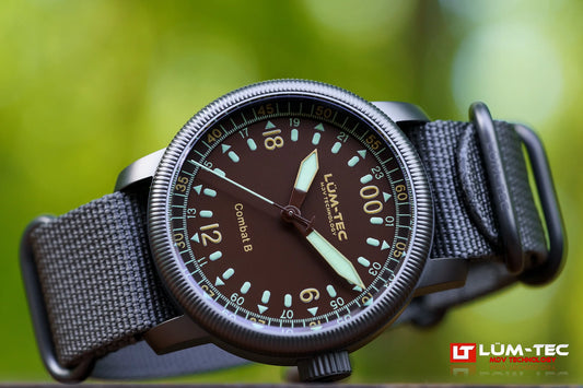 Lum-Tec Combat B60 24HR front view with 24-hour dial and MDV lume