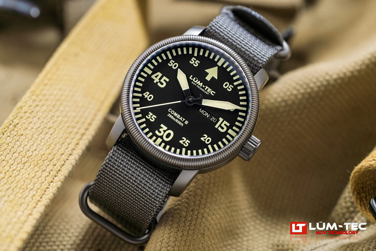Lum-Tec Combat B68 Day-Date Field Watch – USA Assembled Military Watch with Lume – CGA Watches - The CGA Company