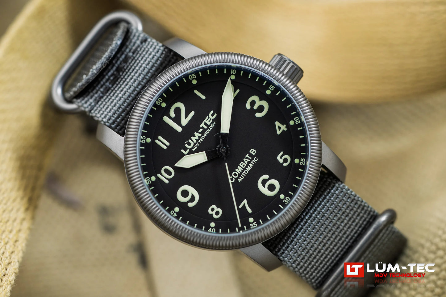 Lum-Tec Combat B69 Automatic front view gunmetal PVD with matte black dial