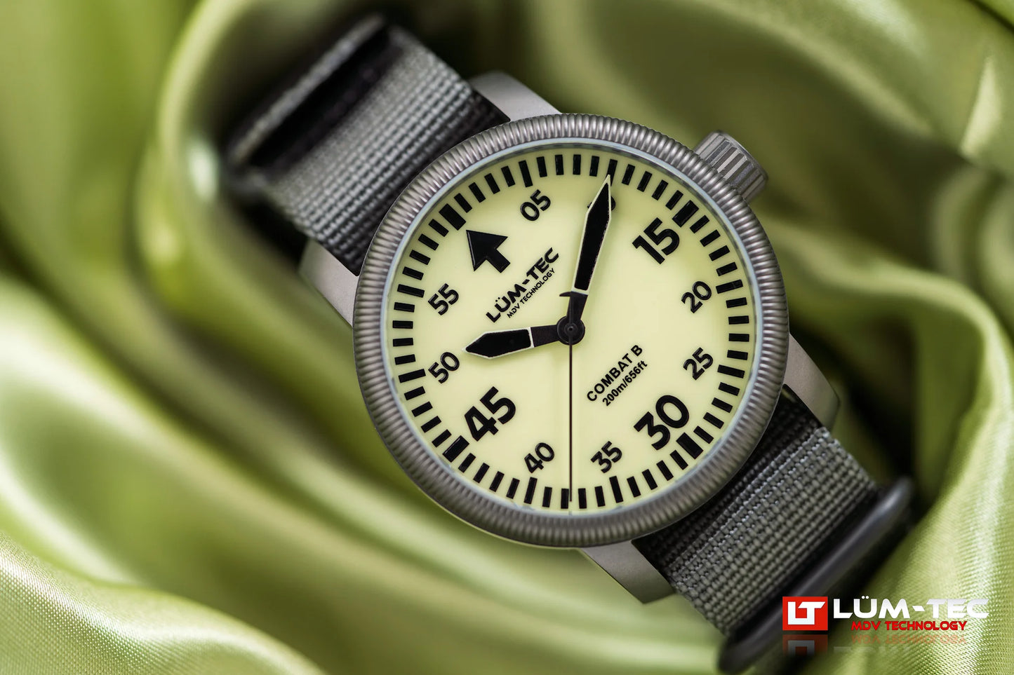 Lum-Tec Combat B72 front view gunmetal PVD with MDV lume