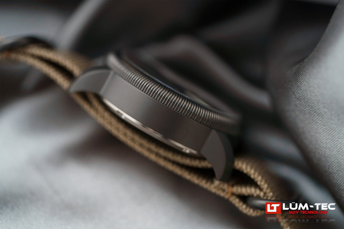 Lum-Tec Combat B74 GMT Watch – 39mm Limited Edition – CGA Watches - The CGA Company
