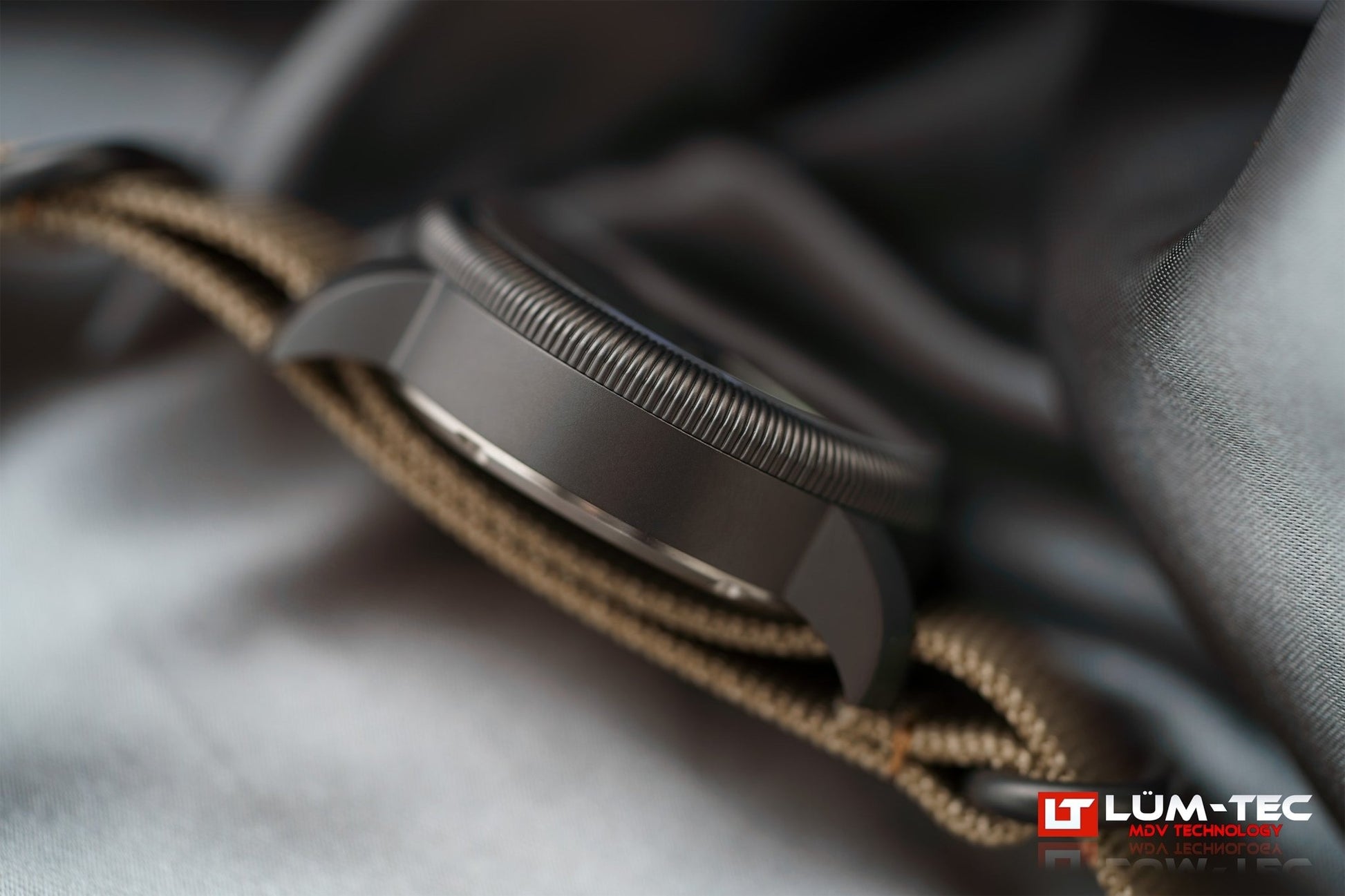 Lum-Tec Combat B74 GMT Watch – 39mm Limited Edition – CGA Watches - The CGA Company