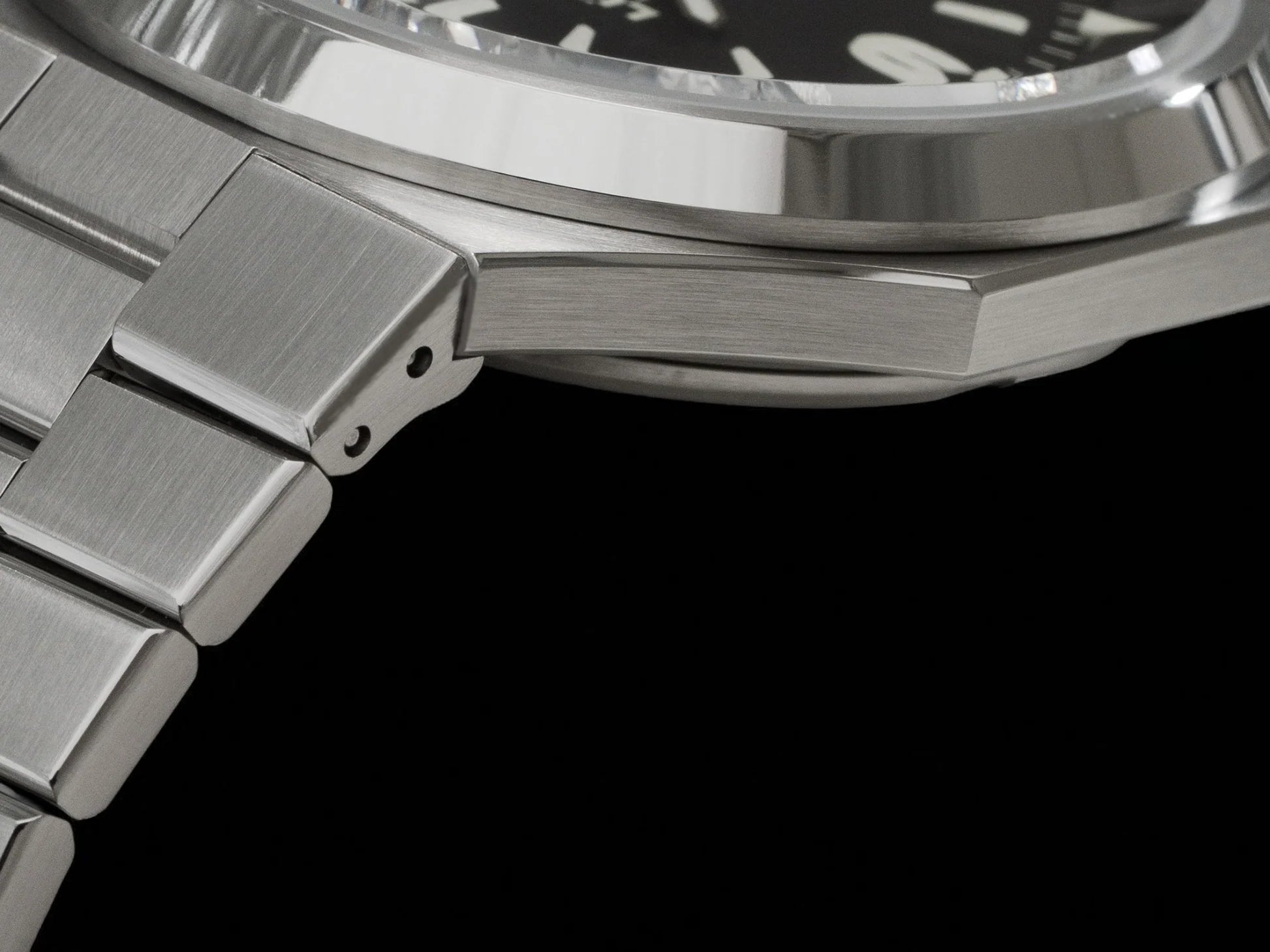 Lum - Tec Eclipse E6 Watch - The CGA Company