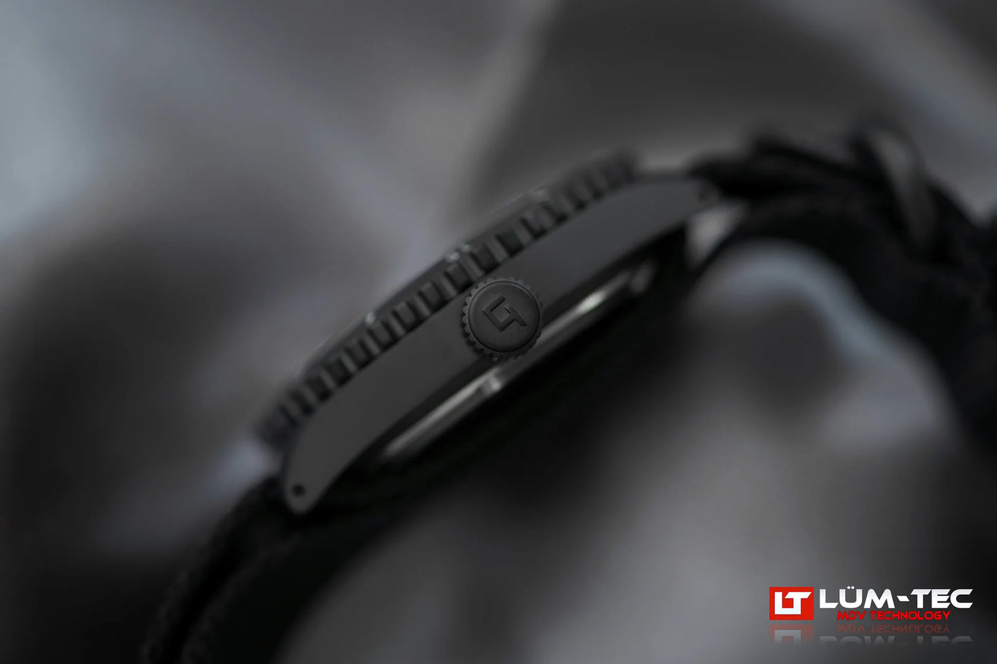 Lum-Tec Solar Marine 6 angled view showing forged stainless steel case