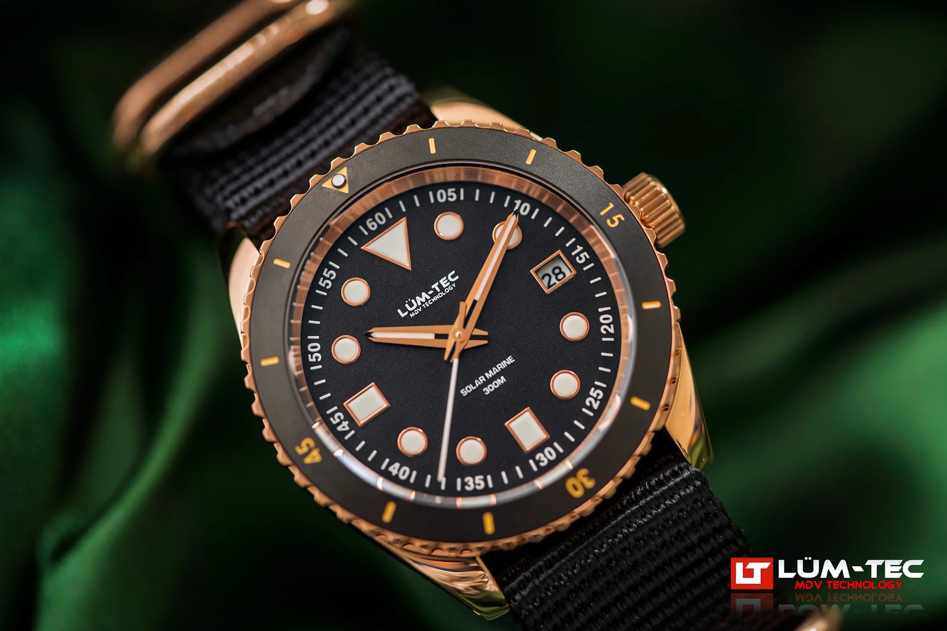 Lum-Tec Solar Marine 8 front view 39mm 2026 solar dive watch